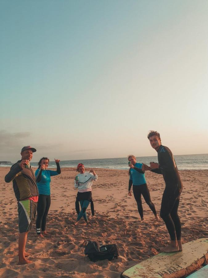 International Surf Camp Only Surf Hostel Corralejo Buitenkant foto